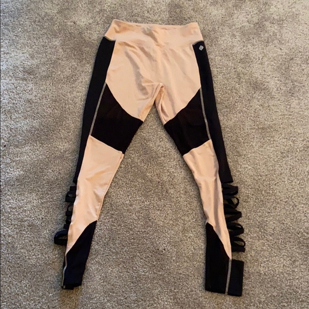 Fashion nova workout pants